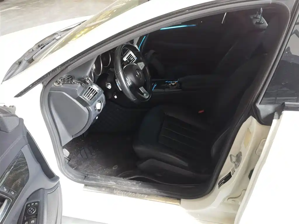 Mercedes-Benz CLS 2015 CLS 260 фото 15