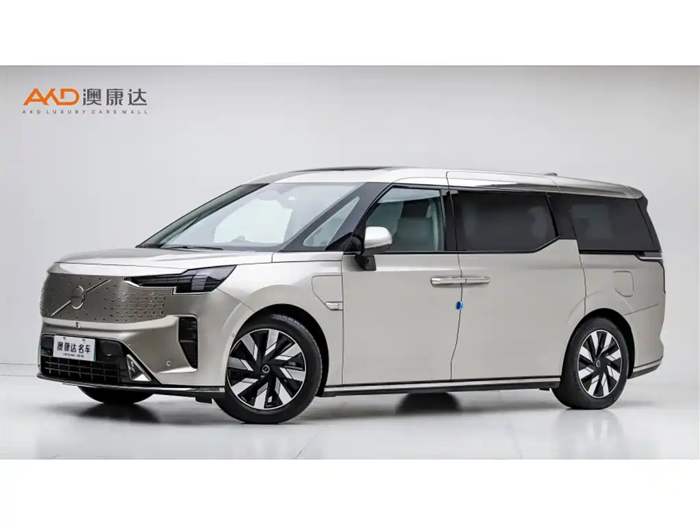 Volvo EM90 2025 Ultra Six-Seater