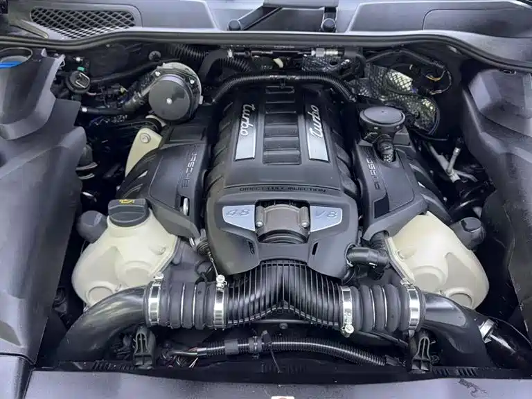 Porsche Cayenne 2016 Cayenne Turbo 4.8T фото 10