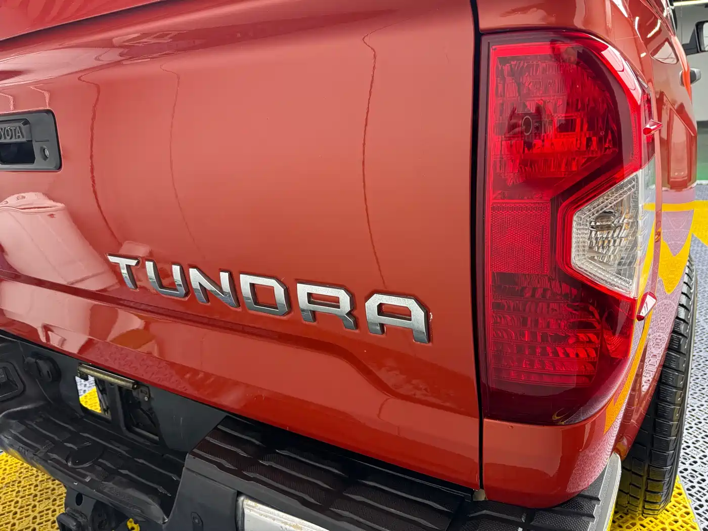 Toyota Tundra 2014 5.7L TRD Pro фото 8