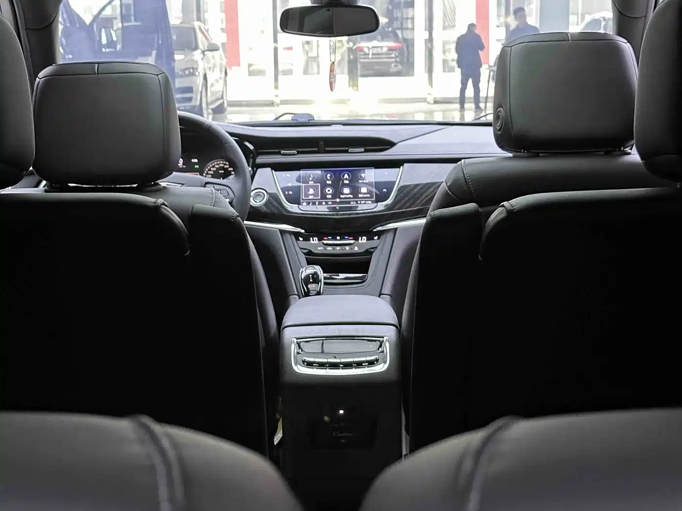 Cadillac XT6 2020 28T 6-Seater 4WD Luxury Model фото 7