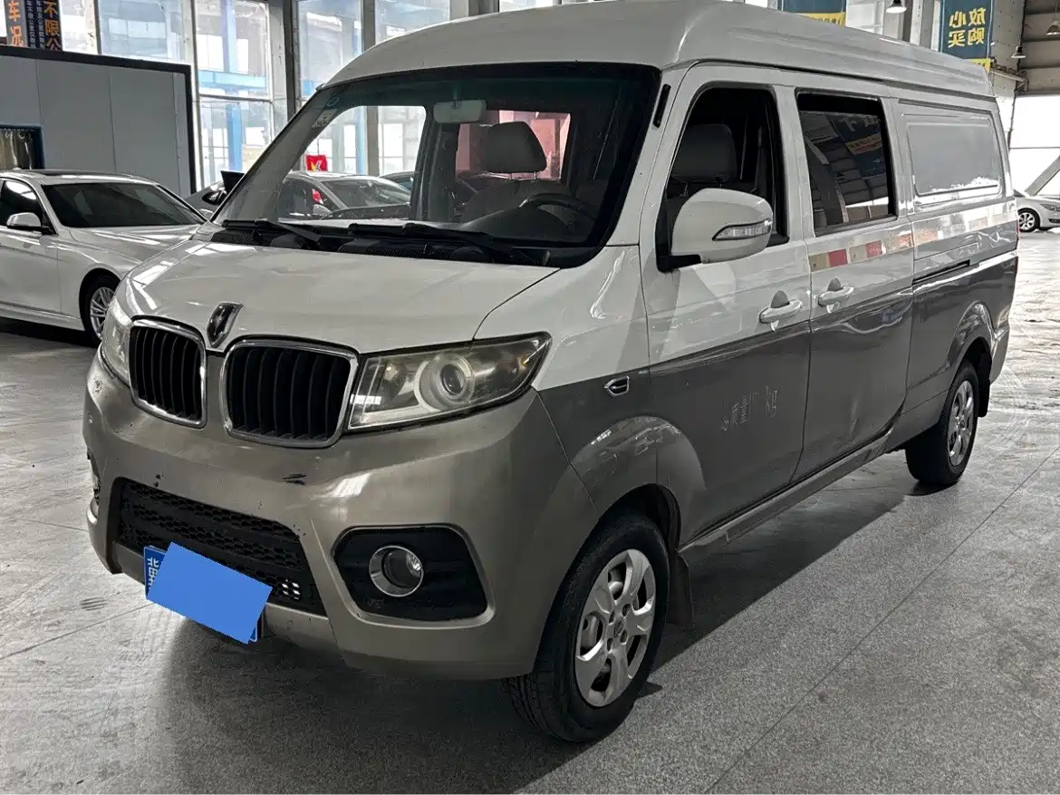 Jinbei New Hiace S 2018 2018 Model 1.5L Fortune Version Van DLCG14