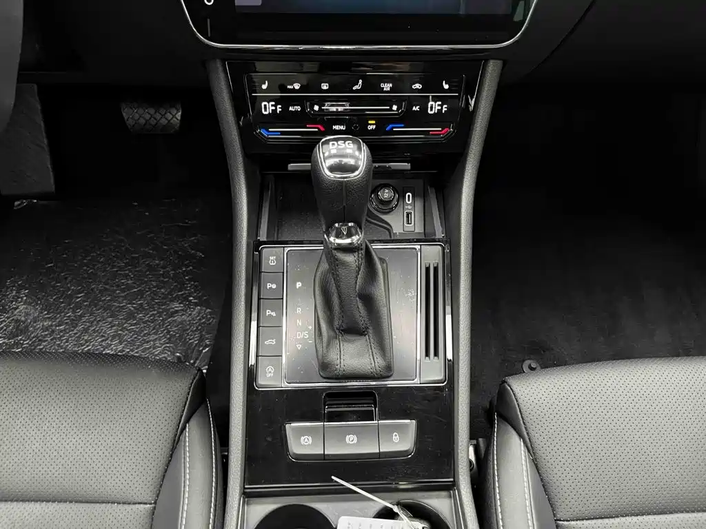 Škoda Superb 2024 2024 TSI280 DSG Premium Edition