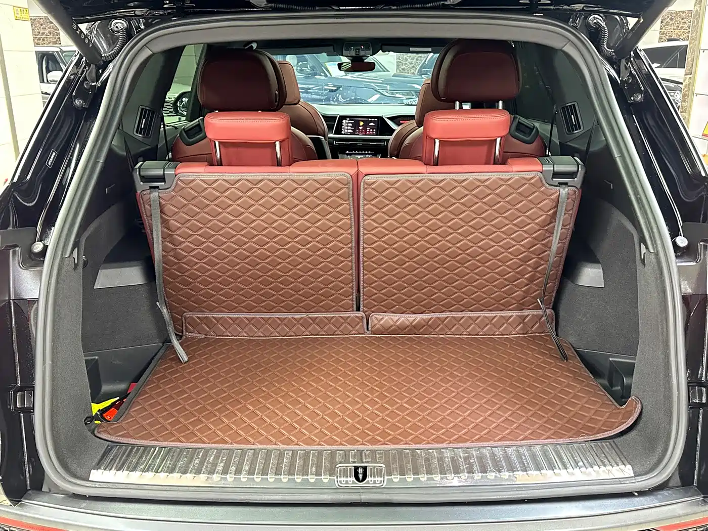 Audi Q6 2024 2024 45 TFSI quattro Black Warrior Edition 6-seater