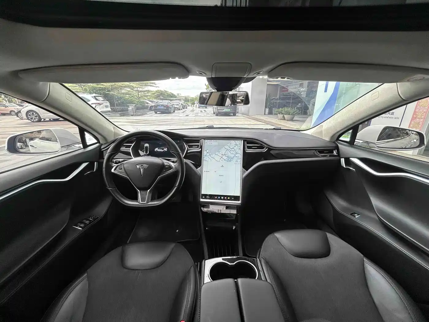 Photo 7 - Tesla Model S