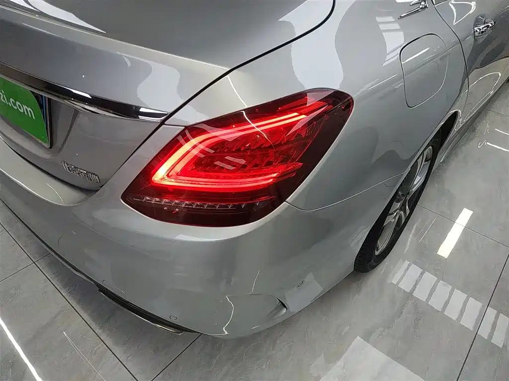 Mercedes-Benz C-Class 2019 C 260 L Sport фото 8