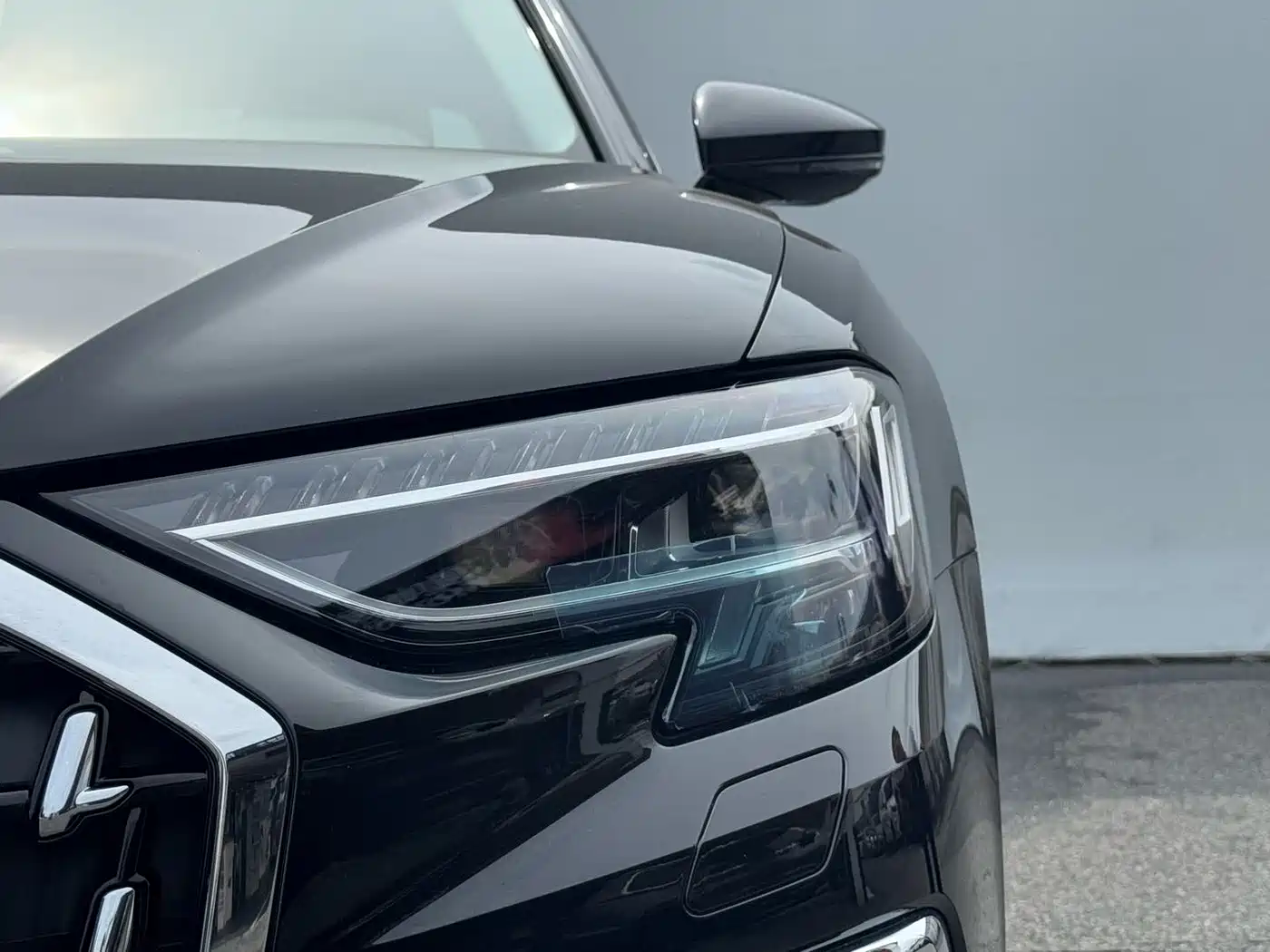 AUDI A8