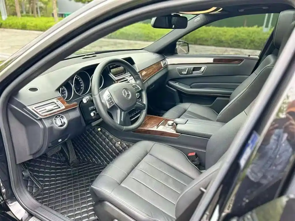 Mercedes-Benz E-Class 2015 E 200 L фото 12