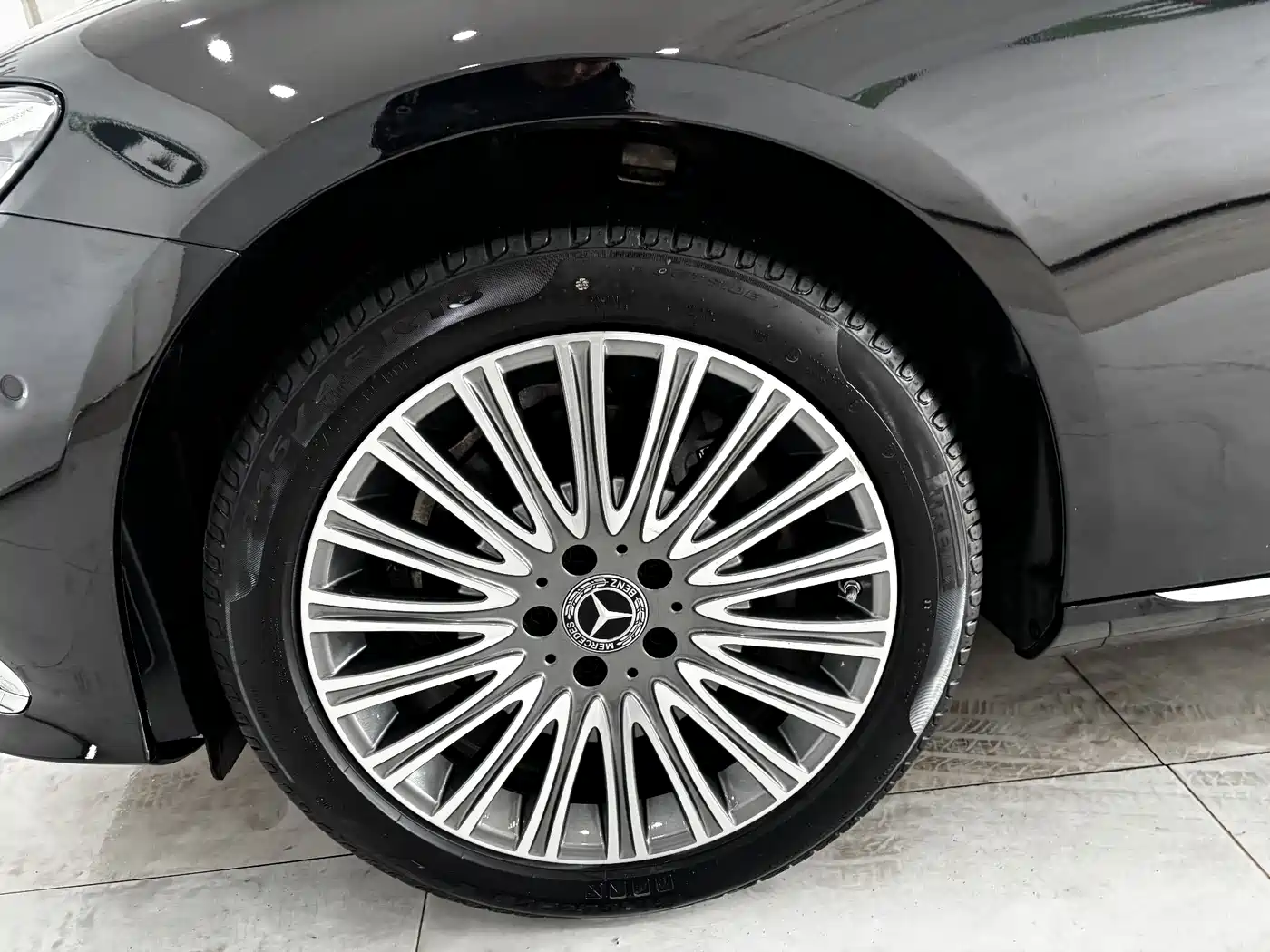 Mercedes-Benz E-Class 2023 Facelift E 300 L Sport Luxury фото 31