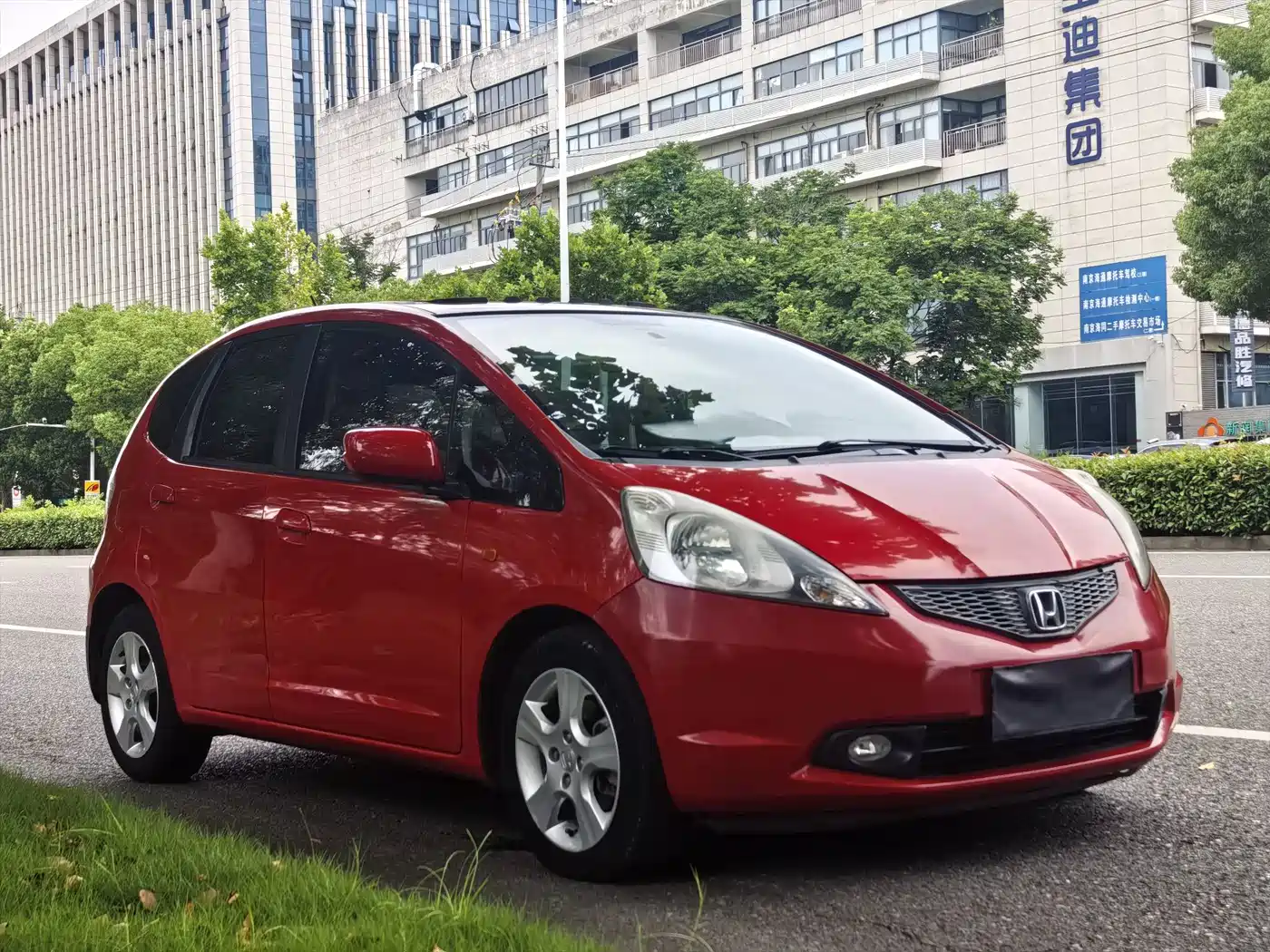 Honda Fit 2009 2008 Model 1.5L Automatic Luxury Edition