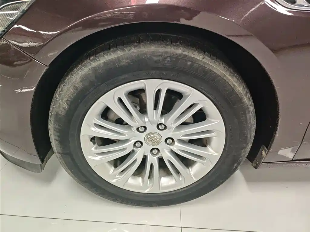 Buick LaCrosse 2016 20T Leading Type фото 23