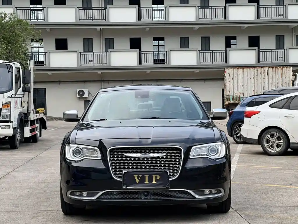 Chrysler 300C (Import) 2016 2016 3.0L Beyond Edition