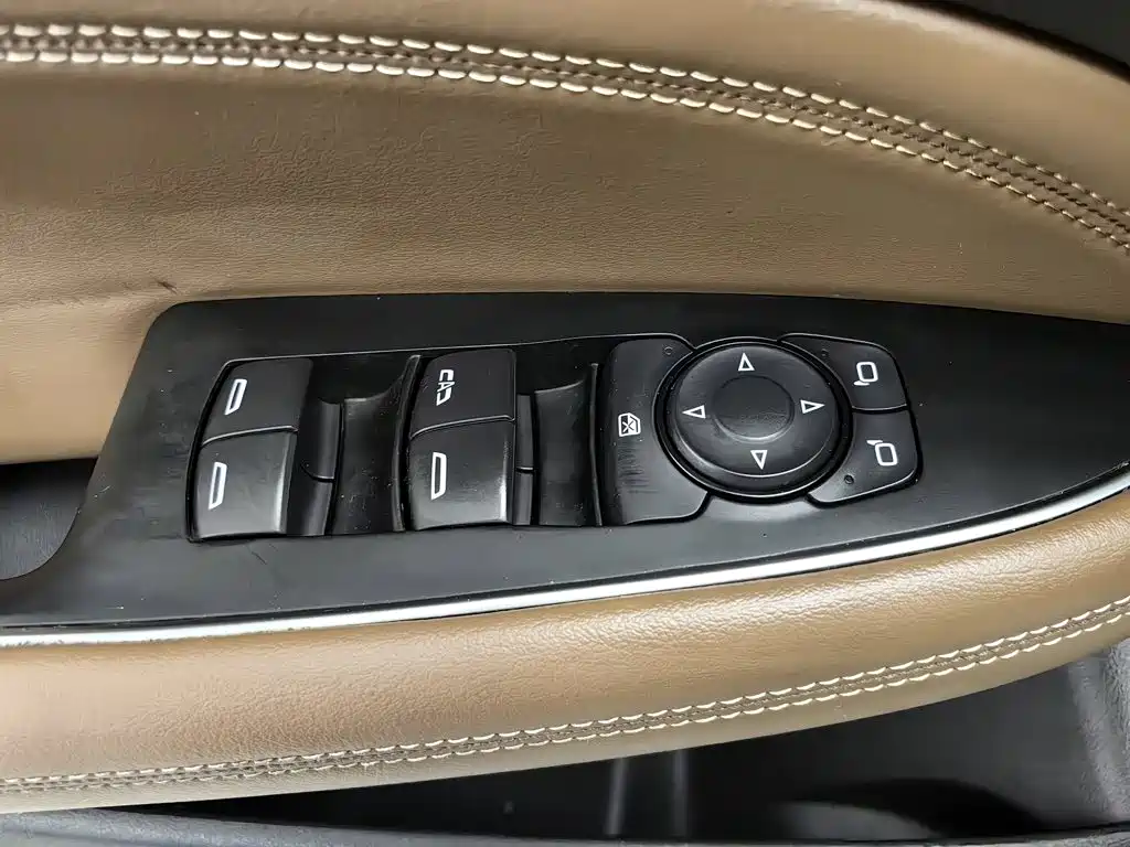 Фото 9 - Buick Regal