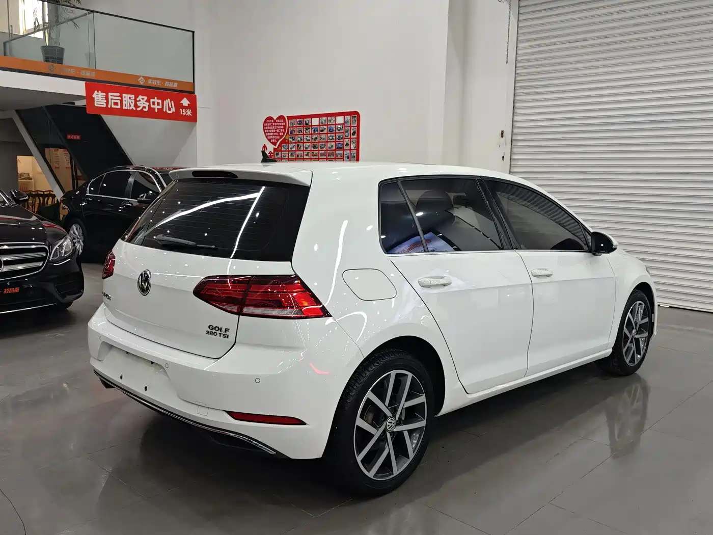 Volkswagen Golf 2020 280TSI DSG Comfort фото 2