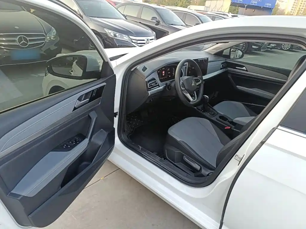 Volkswagen Lavida, миниатюра 16