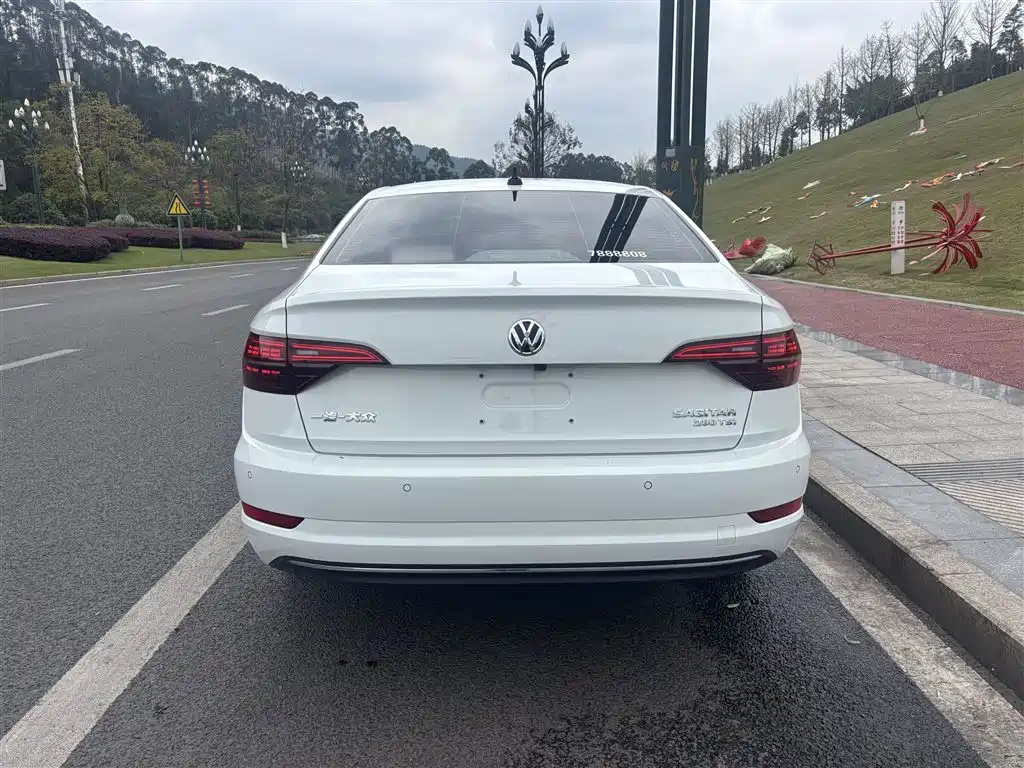 Volkswagen Sagitar 2022 280TSI DSG Soaring Edition фото 6