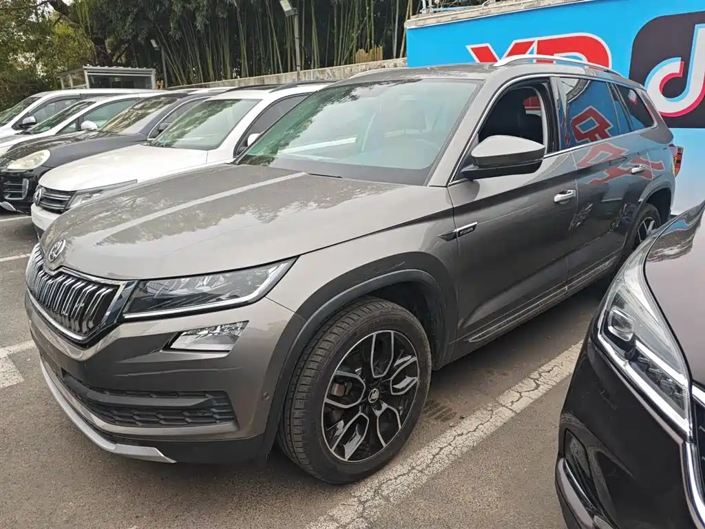Škoda Kodiaq 2019 Facelift TSI330 7-Seater 2WD Luxury Premium Edition China VI