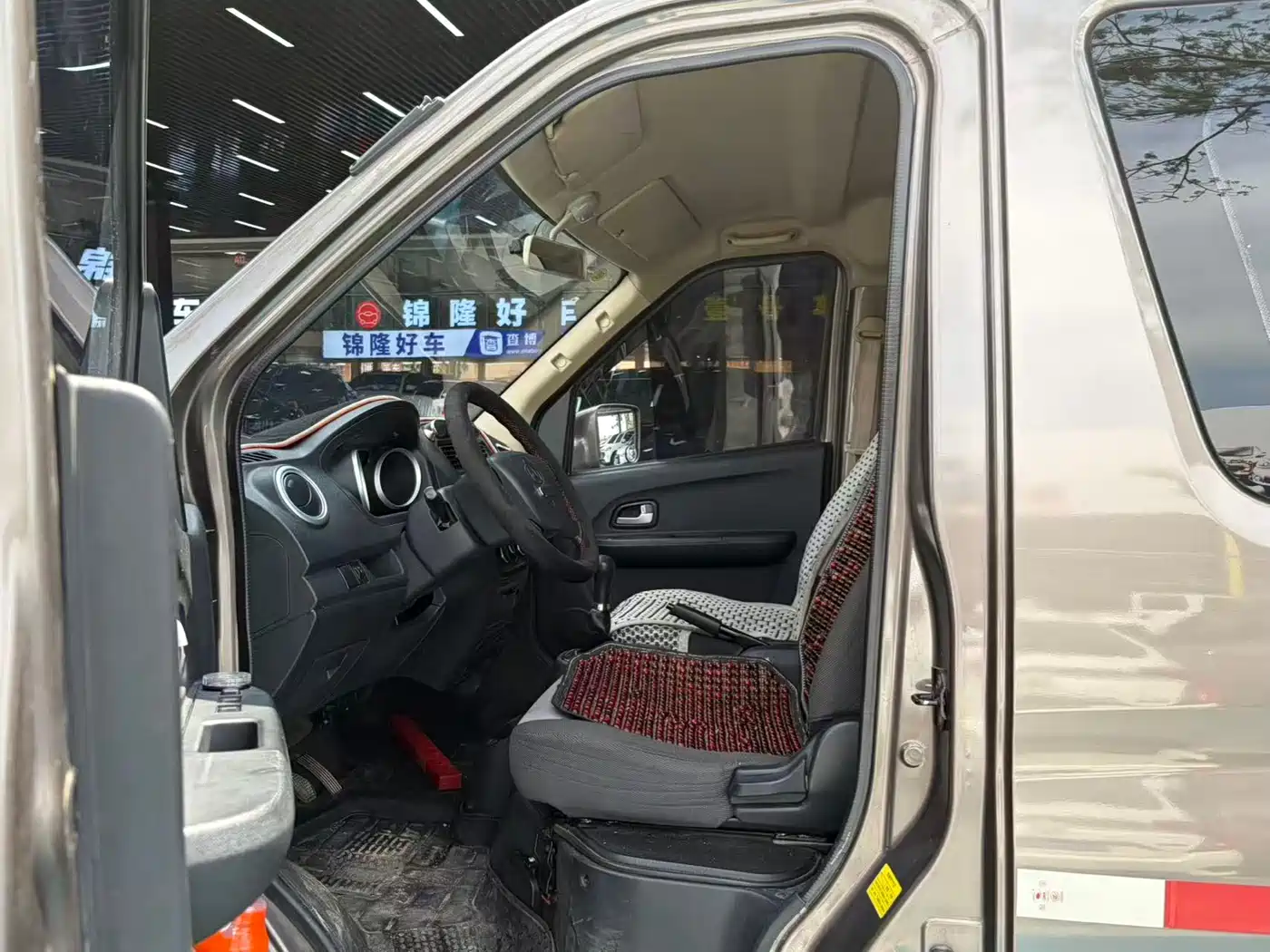 CHANGAN CHANGAN RUIXING M60