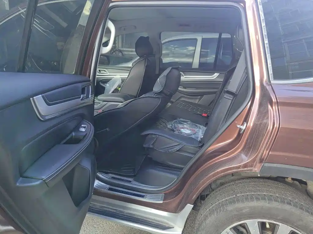 Roewe RX8 2019 2018 30T 2WD Flagship Edition