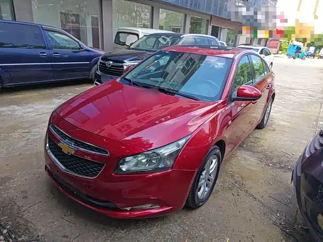 Chevrolet Cruze 2015 1.5L Classic SE AT
