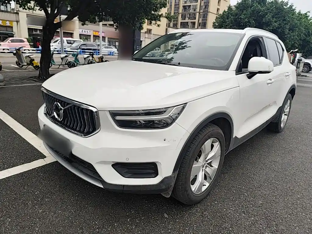 Volvo XC40 2021 — пригон из Китая