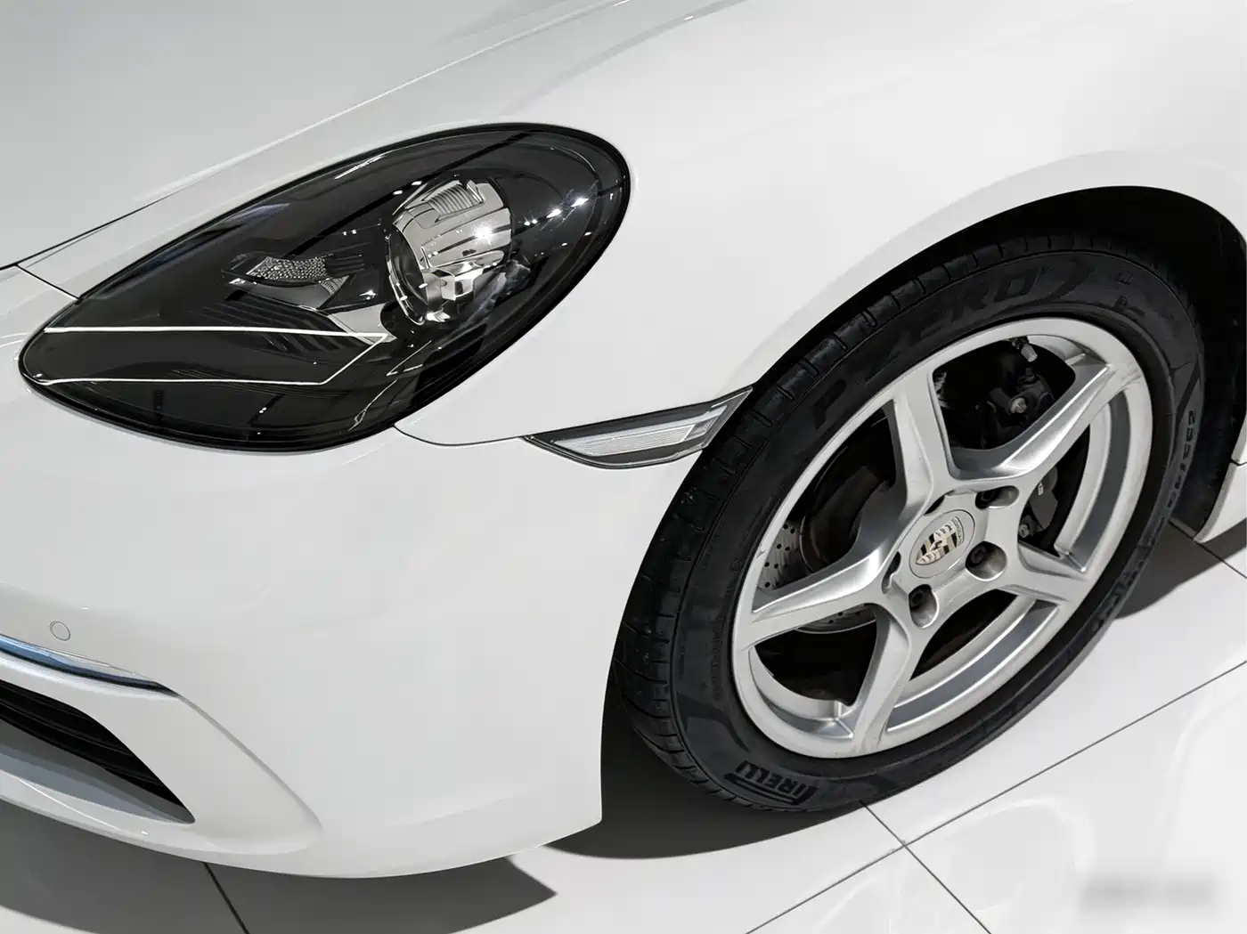 Porsche 718 2018 Boxster 2.0T фото 10