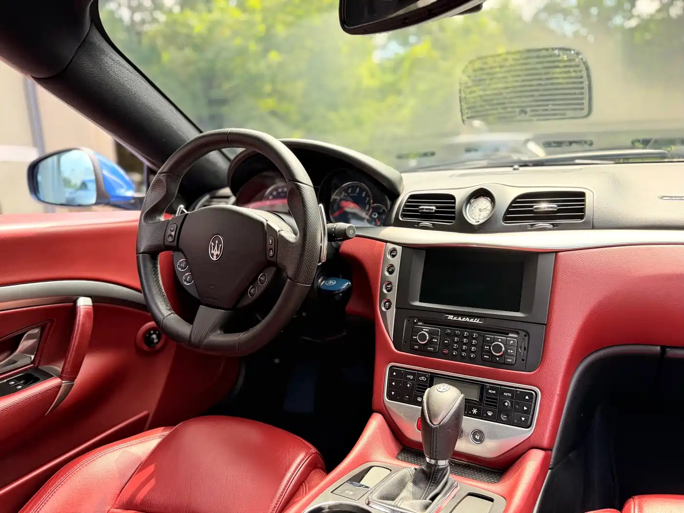 Maserati GranTurismo 2015 2007 4.2L Standard