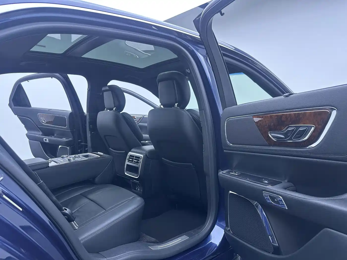 Lincoln Continental 2018 2017 2.0T 2WD Elegance Edition