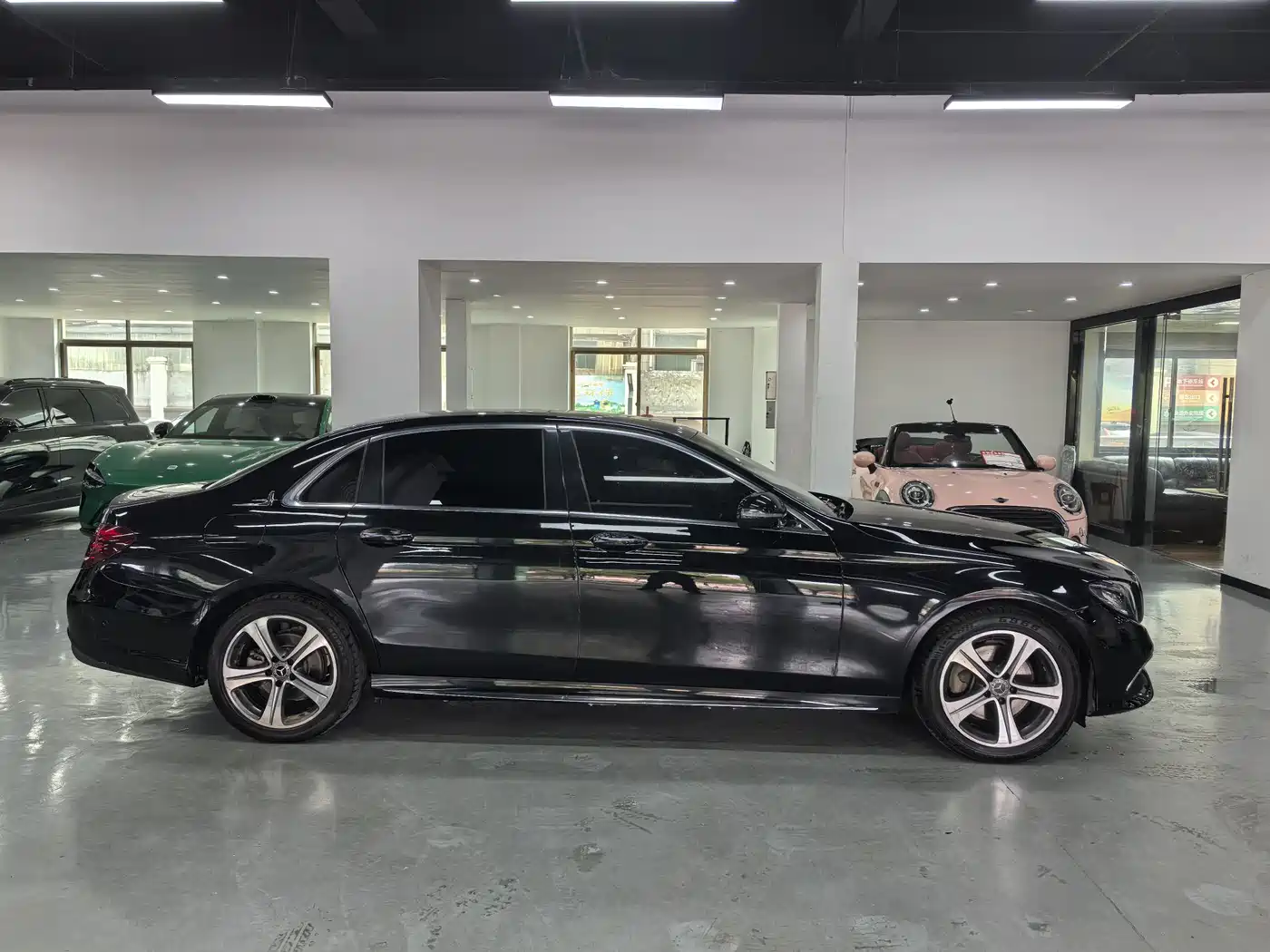 Mercedes-Benz E-Class 2019 E 200 L Sport фото 4