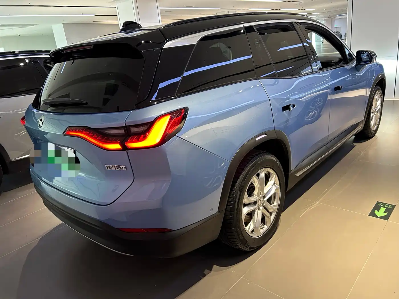 NIO ES8 2018 2018 355KM Base Model 7-Seater Version