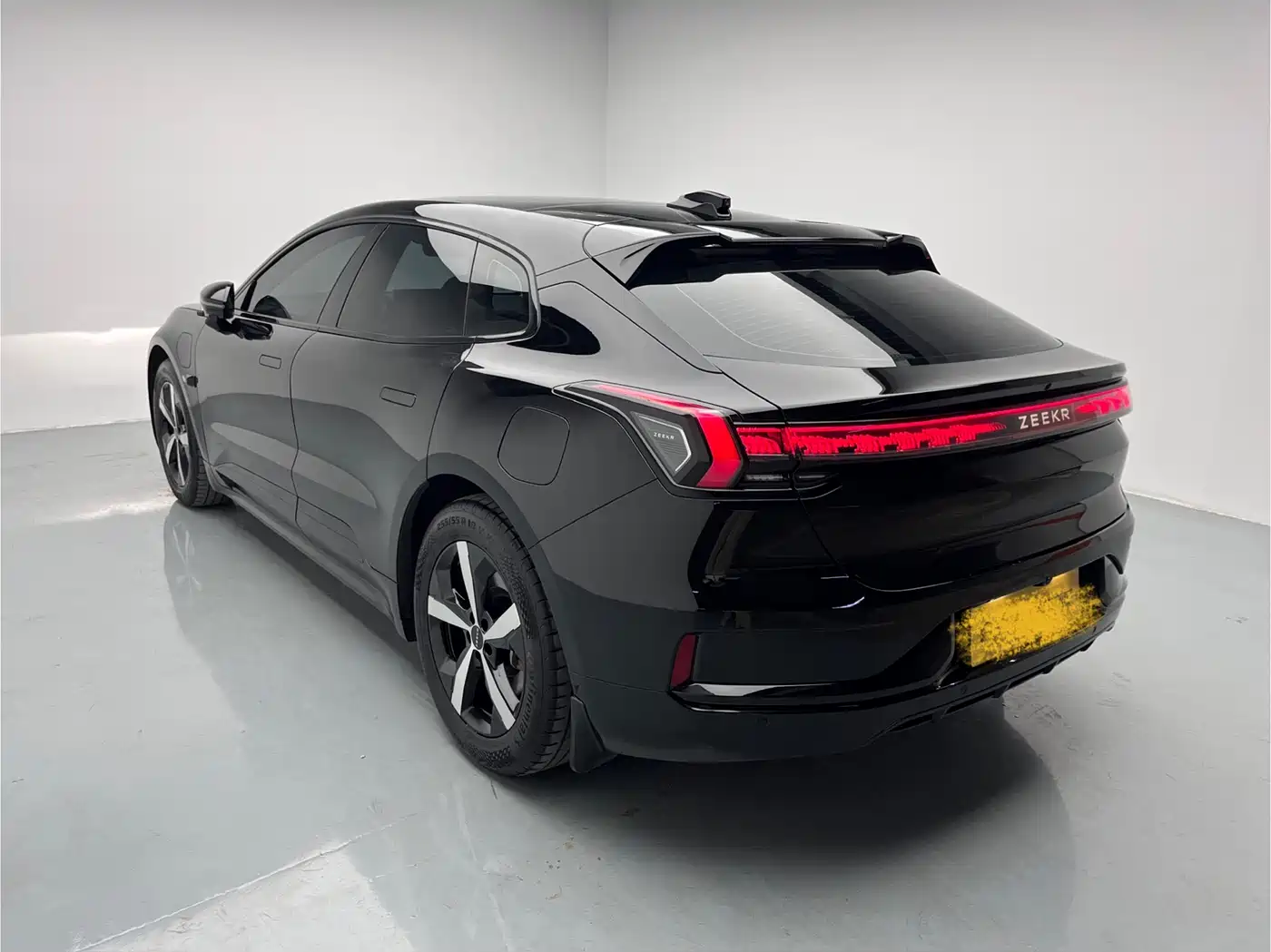 ZEEKR EXTREME KRYPTON 001