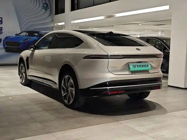 NIO NIO ET9