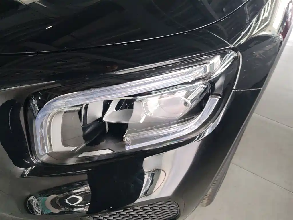 Mercedes-Benz GLB 2023 GLB 200 Dynamic фото 24