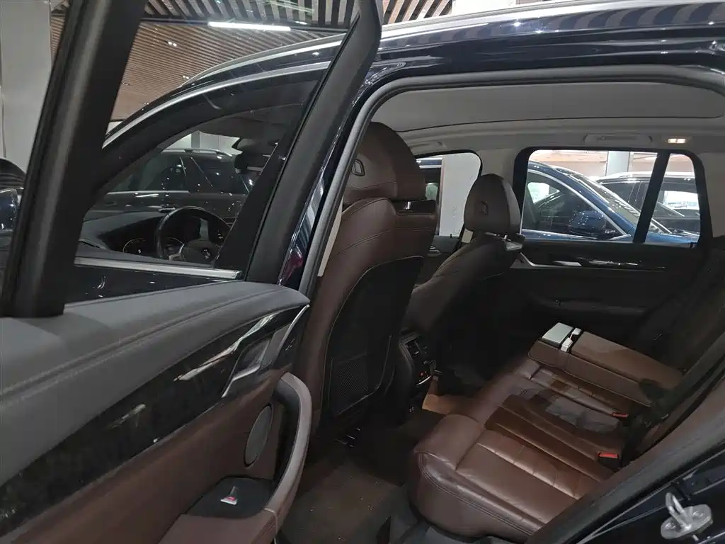 BMW X3 2020 xDrive30i Leading M Sport Package фото 16