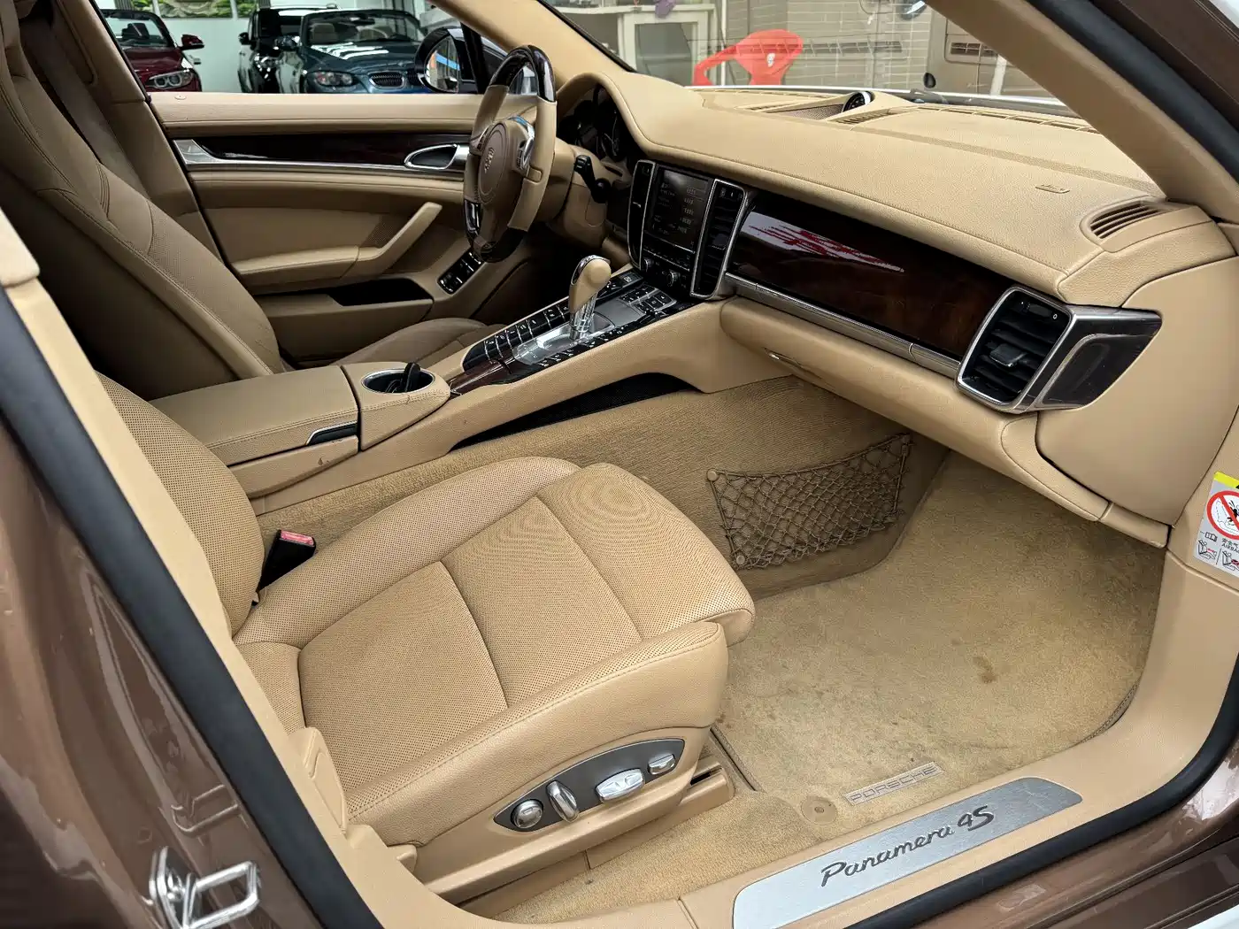 Porsche Panamera 2010 Model Panamera S 4.8L фото 10