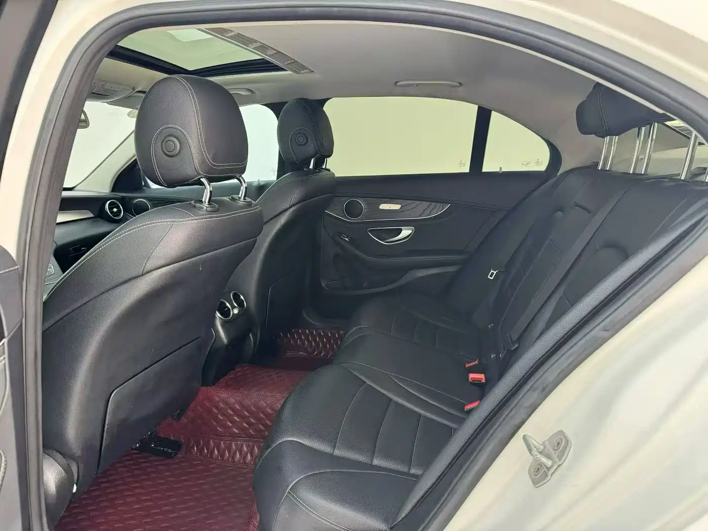 Mercedes-Benz C-Class 2015 Facelift C 180 L Sport фото 6