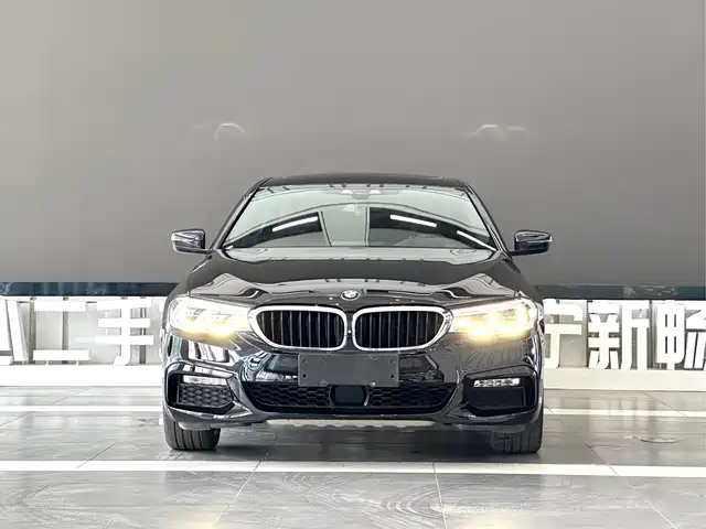 BMW 5 Series 2018 Facelift 530Li Exclusive M Sport Package — фото 2