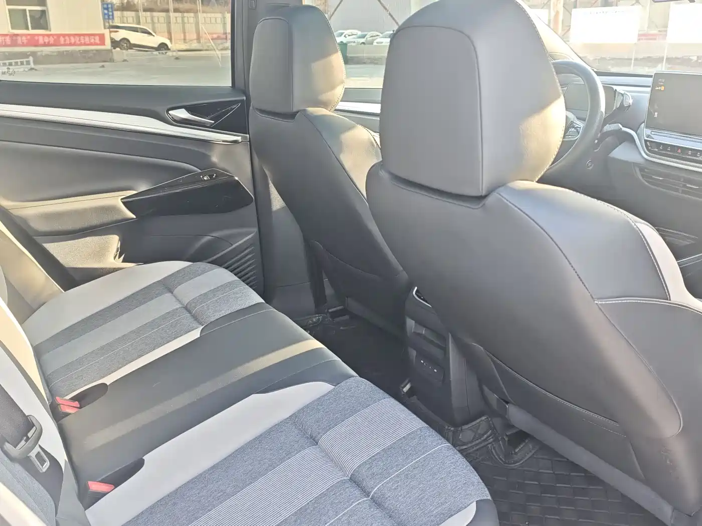 VOLKSWAGEN ID.4 CROZZ