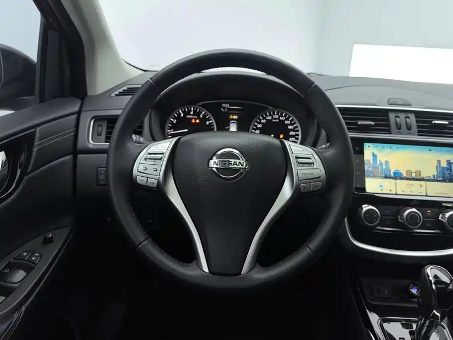 Nissan Tiida, миниатюра 15