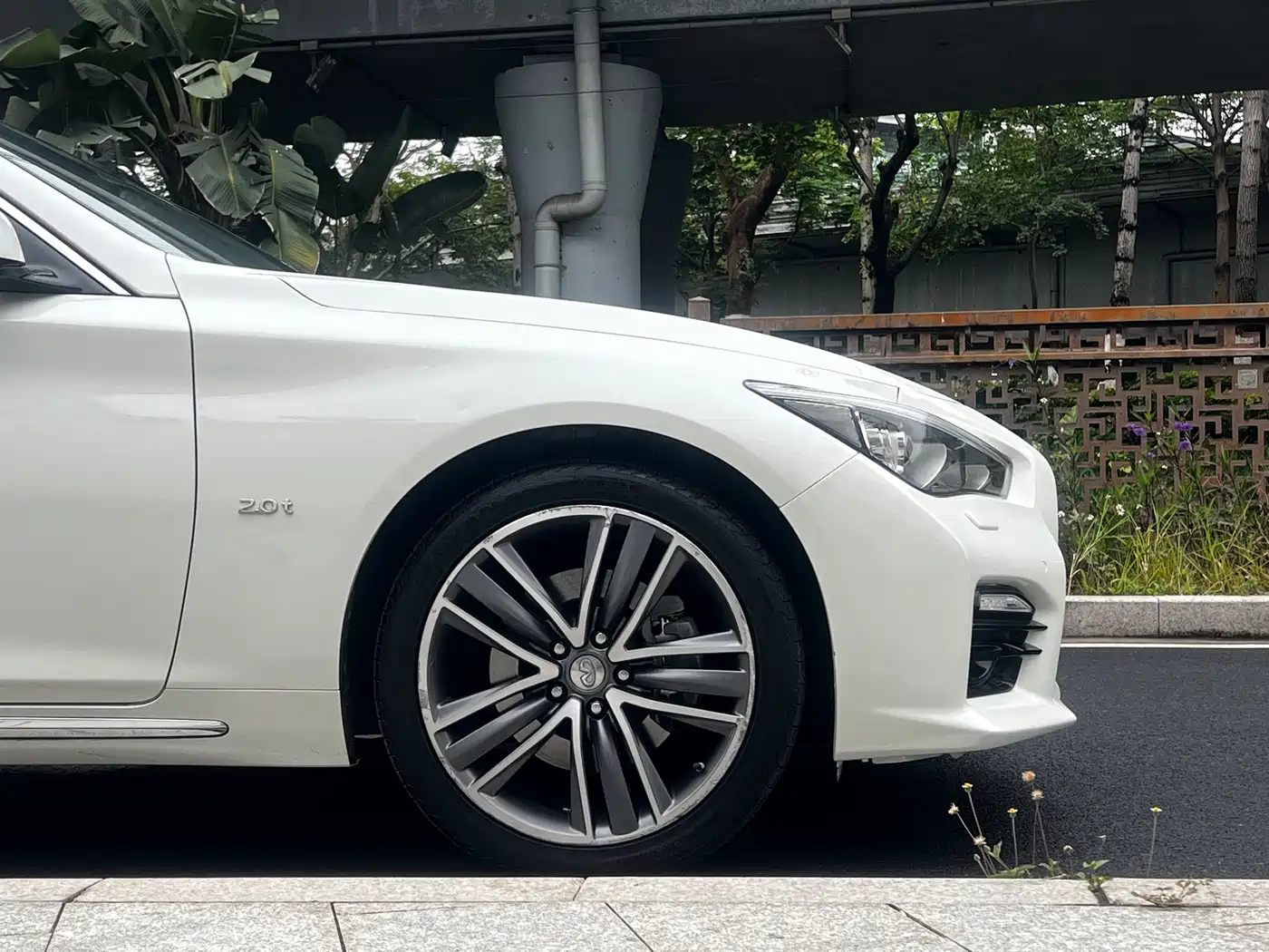 Фото 12 - Infiniti Q50L