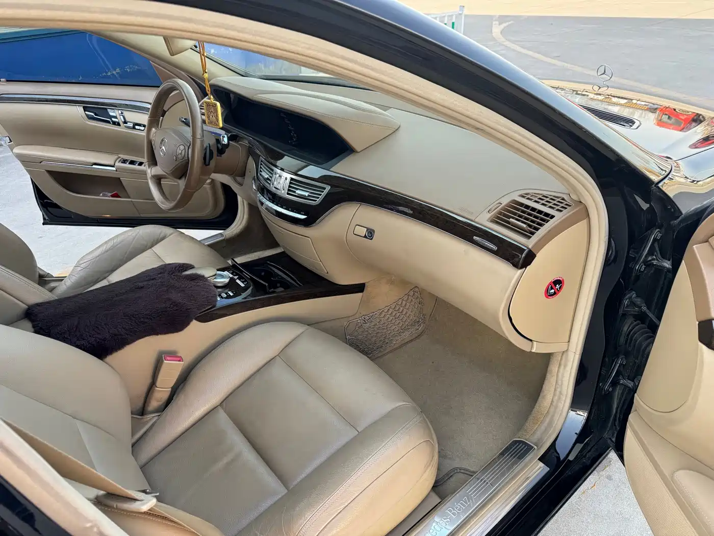 Mercedes-Benz S-Class 2012 S 300 L Luxury Grand Edition фото 6