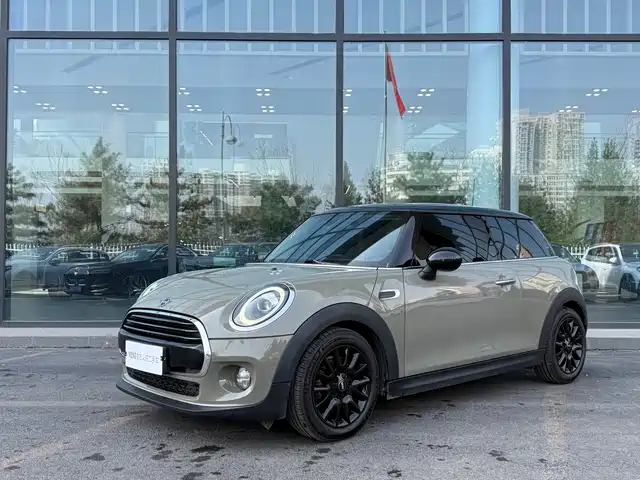MINI 