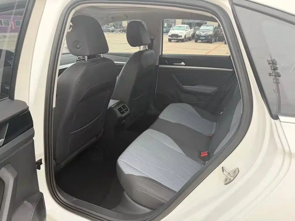 Volkswagen Lavida, миниатюра 5