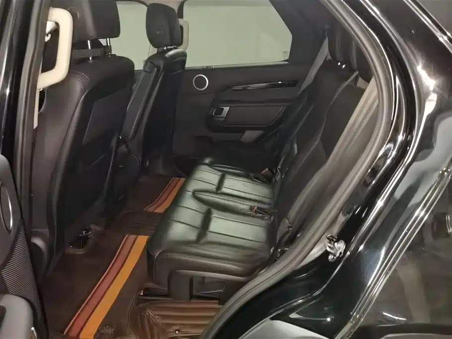 Land Rover Discovery 2019 3.0 SC V6 SE фото 11