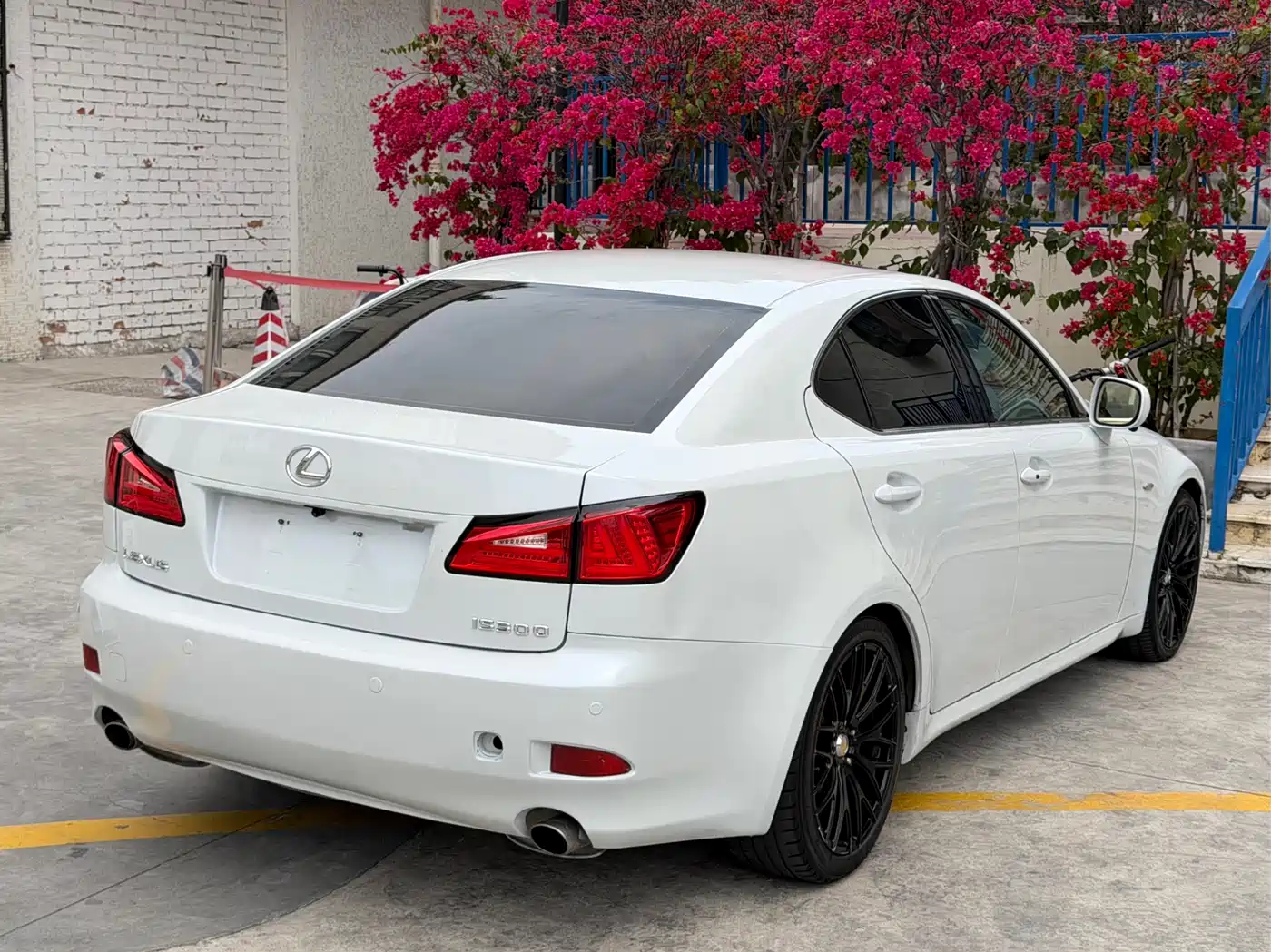 Lexus IS 2007 300 Dynamic Special Edition фото 3