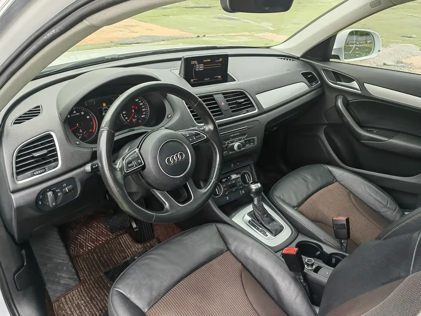 Audi Q3 2017 30 TFSI Fashion фото 2