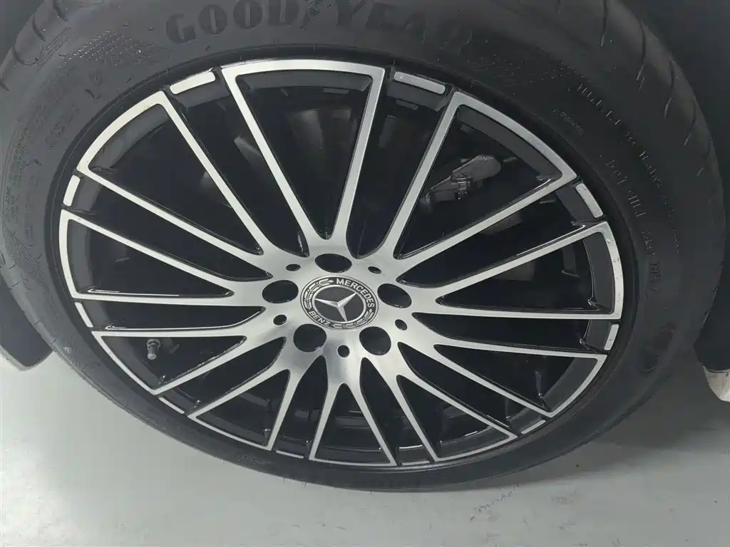 Mercedes-Benz C-Class 2022 Facelift C 260 L Sport фото 3