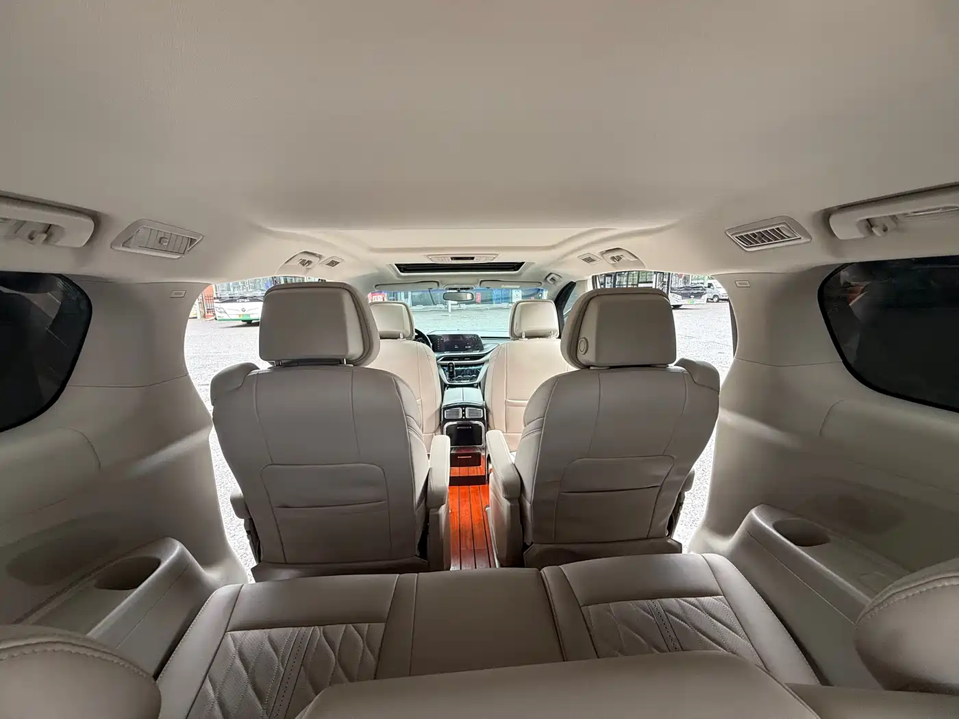 Buick GL8 2021 ES Landlord 653T Comfort фото 6