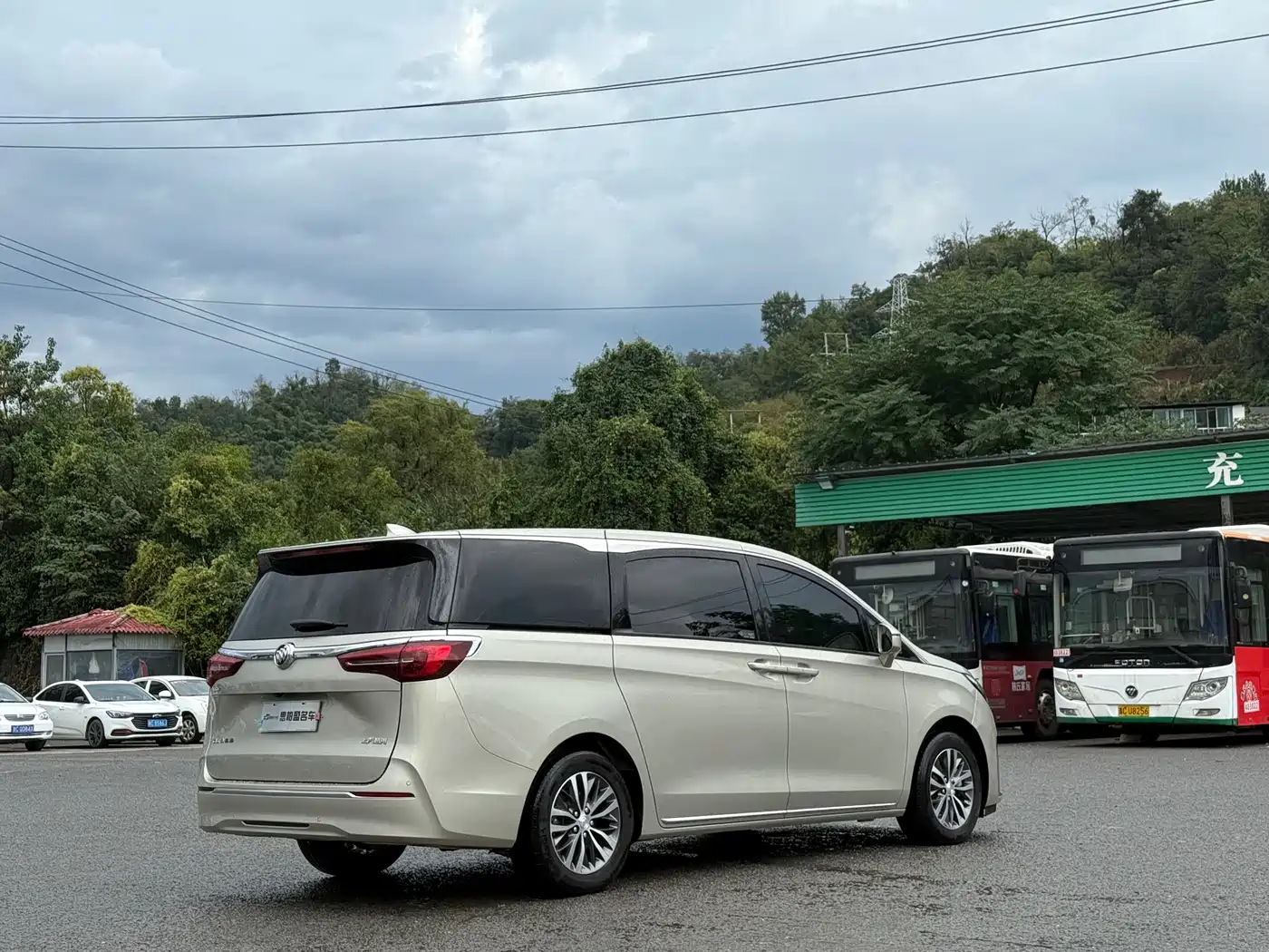 Buick GL8 2021 ES Landlord 653T Comfort фото 14
