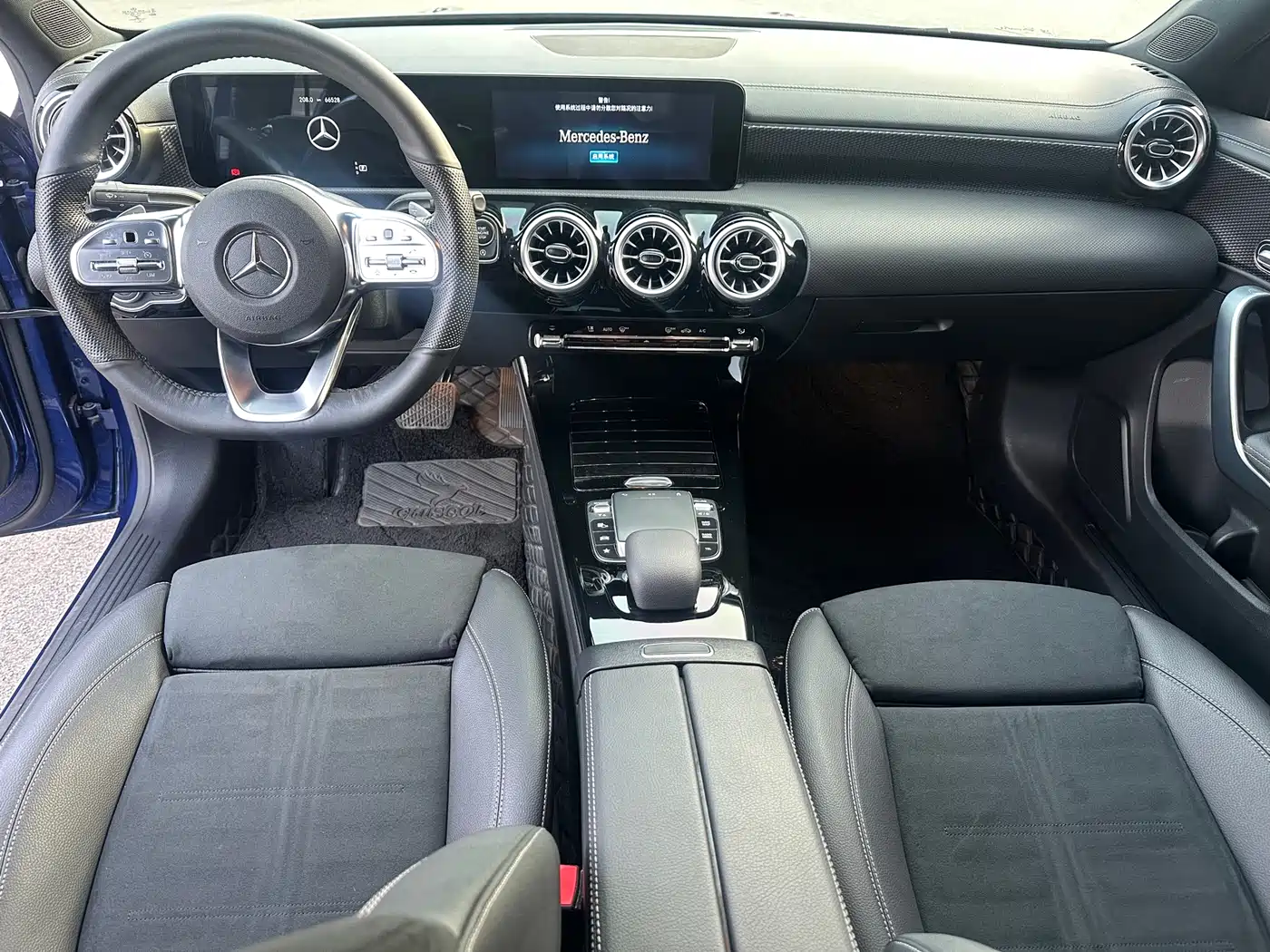 Mercedes-Benz A-Class 2021 A 200 L Sport Sedan Fashion Edition фото 11